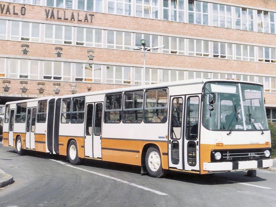  Ikarus 284 1986 года  (фото 3 из 5)